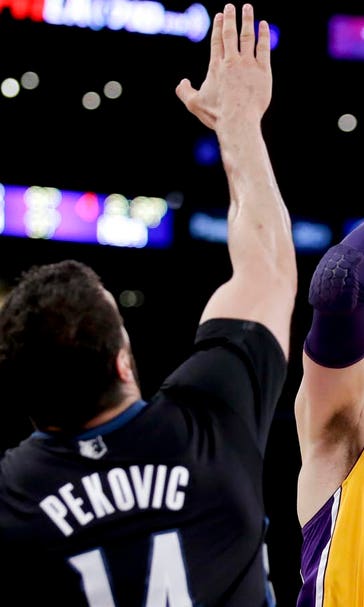 Timberwolves fall to 5-9 on the road